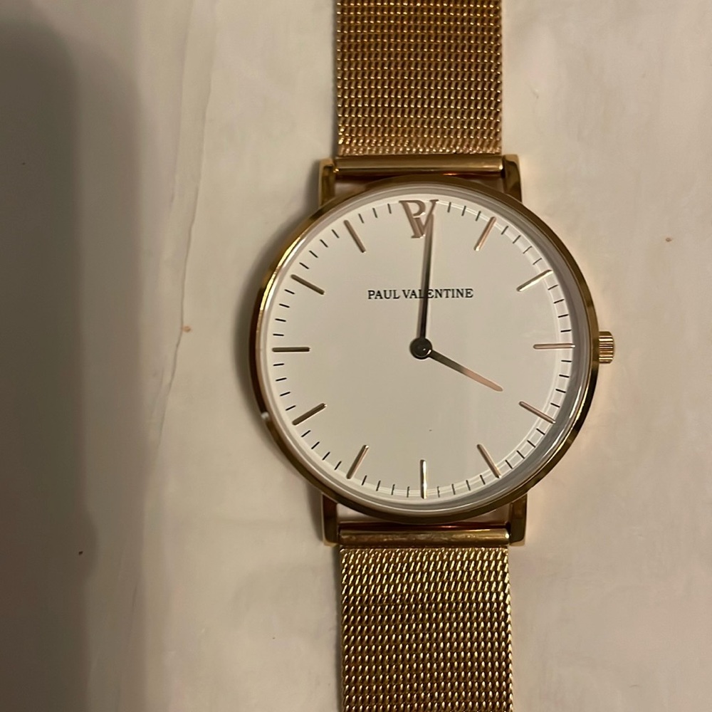 Paul Valentine rose gold watch…..new battery